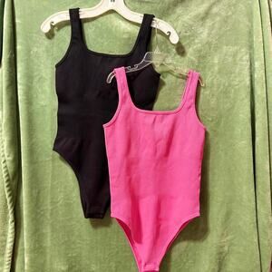 2-Pack Ribbed Bodysuits Black & Hot Pink (Size M)
